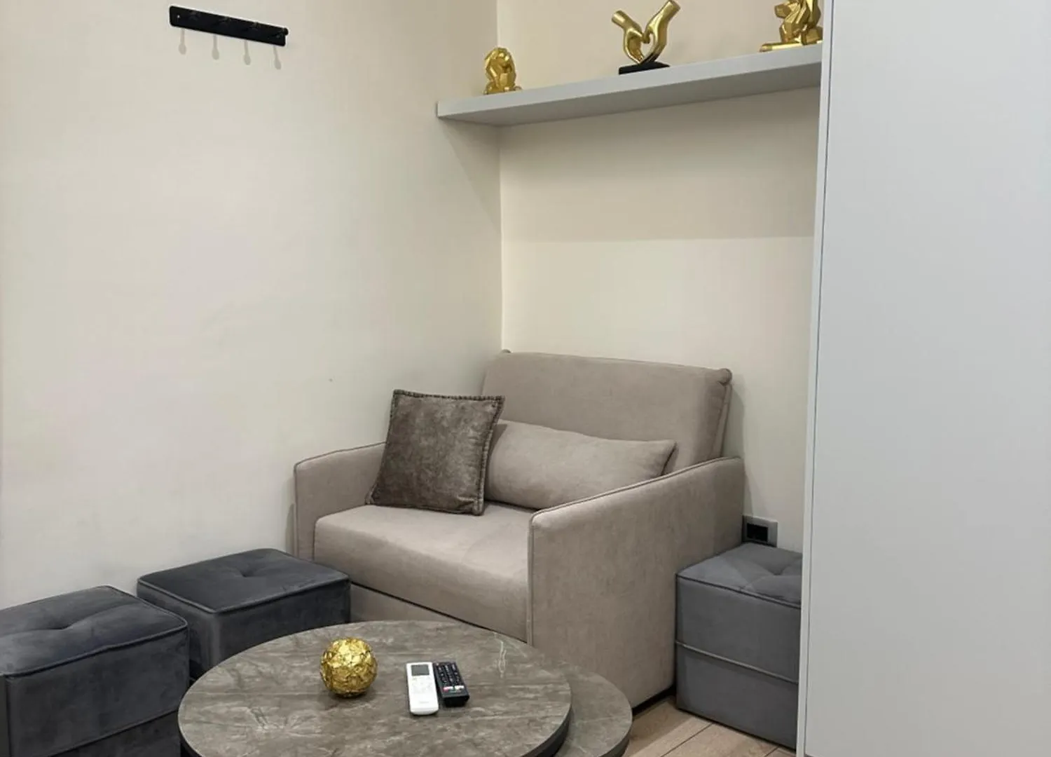 Corplex Rooms Tirana 0*,